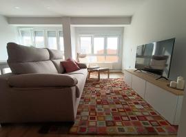 Precioso Apartamento Nuevo Céntrico en Santander、サンタンデールのホテル