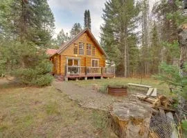 Donnelly Cabin with Private Deck Near Lake Cascade!