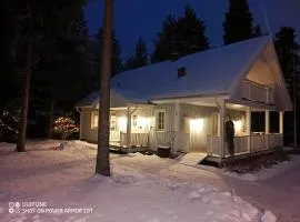 Cozy house close to SantaVillage