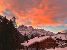 Viesnīca Bonapace Dolomites Apartments Madonna di Kampiljo, netālu no apskates objekta Pancugolo