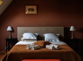 De Levensboom - Het Oud Gemeentehuis, goedkoop hotel in Damme