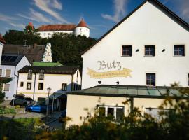 "beim Butz": Wörth an der Donau şehrinde bir otel