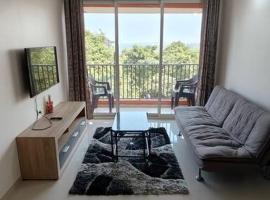 Blissful 2 BHK Resort Living by Zennova Stays, lodging in Dabolim
