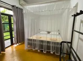 Pearl Villa Rooms and Hostel