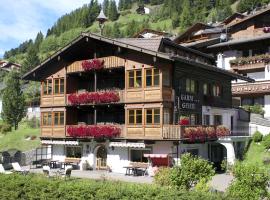 Garni Hotel Geier, hotell i Santa Cristina in Val Gardena