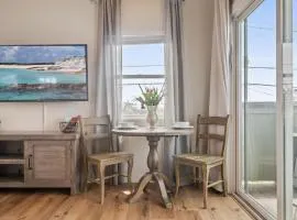 A4609b- Sunset Cliffs Dream Apartment