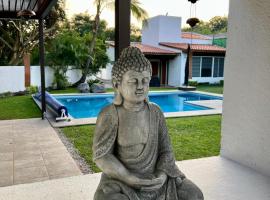 VILLA AMATE DORADO, hotel v destinaci Xochitepec