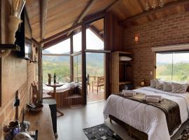 Pousada Ho'oponopono Chalets & Wine, hotell sihtkohas Sapucaí-Mirim