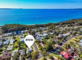 The White House by Experience Jervis Bay