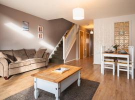 Manchester Serviced Accomodation NorthernNightzzz - The Gardens, vacation home in Manchester