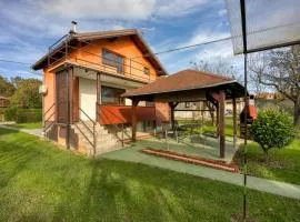 House Pepica With Hot Tub - Happy Rentals