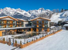 Wellness und Brunch Hotel MorgenZeit beheizter Naturteich Genuss Frühstück bis 13 Uhr Hochkönig Sommercard, hotel em Maria Alm am Steinernen Meer