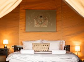 Mia Glamping, hotel en Orissaare