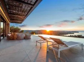 Villa Mamasana - New Magnificent Villa with Infinity Pool & Tennis!