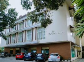 Hotel Devaragam by K P Namboodiri's, hotel u gradu Guruvayur