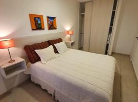 Depto.céntrico, confortable dos ambientes y óptima ubicación., apartment in Viedma