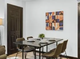 Charming 2BR Philadelphia Retreat with Free Parking