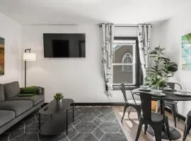 Center City Philadelphia 1BR Apartment Sleeps 4, Walk to Attractions