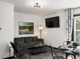 Center City Philadelphia 1BR Apartment Sleeps 4, Walk to Attractions