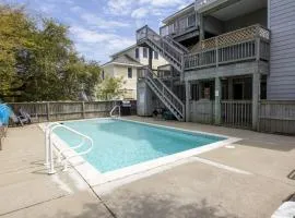 OL1, Wild and Wonderful-Oceanside, Close to beach, private pool, Hot Tub