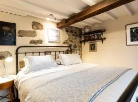 Bwthyn Capten - a charming cottage for up to 6