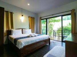 Plawan lipe Bungalows, holiday home in Ko Lipe