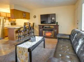 Central Lake Havasu City Condo with Pool Access!