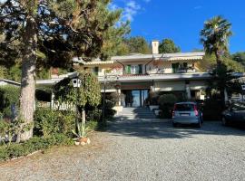 De Santi, hotel v destinaci Candia Canavese