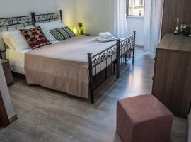 Grandis Rooms, хотел в Рим