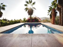 Superbe appartement avec chambre, piscine et parking privé, ξενοδοχείο σε El Pescadero