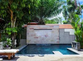 Luxurious Residence Rawai, rumah kotej di Bandar Phuket