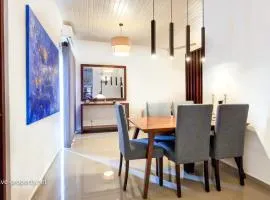 Luxurious 2 bedroom apartment - Ariyana Resort Apartments -Athurugiriya