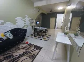 Afya Alya Guesthouse Melaka No Aircond