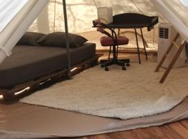 Umarin Glamping Resort แกลมปิ้งในบ้านห้วยสกน้อย