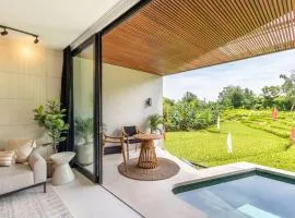 Canggu, 2BR Modern Villa with rice paddy view