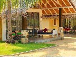 BLUE WAVES kite surfing beach resort，位于卡尔皮蒂耶的尊贵型酒店