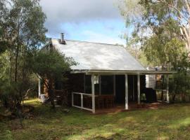Cottage 3 - The Row, self-catering accommodation sa Forest Grove