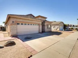 7 Mi to Chase Field Phoenix Home with Patio!