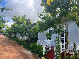 Chomkatae Bungalows, hotel v destinaci Sen Monourom