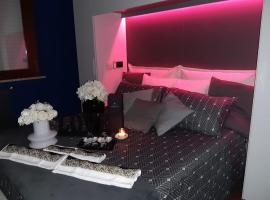 Come a Casa Tua Luxury Apartment Centre, hotel cu spa din Tor Vergata