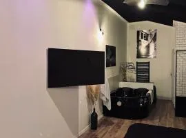 Apt 35 m2 Baignoire Balnéo terrasse privée