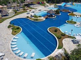 Iloa Residence Apt Premium -Quarto e sala climatizado、バーハ・デ・サン・ミゲウのホテル