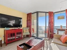 Oceanfront condo, fitness gym, wifi included, pool, monthly winter rental