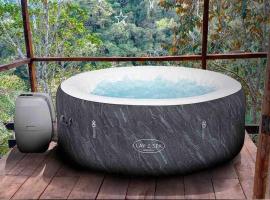 Encantadora Cabaña cerca a Cali jacuzzi smart tv, Hotel in Yumbo