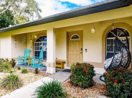 Sunny Oasis Getaway -Heated Pool-Mini Golf-Near Beach, βίλα σε Nokomis