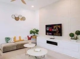 Pillow Cottage Semi-D Home Stay Town Malacca (18pax)