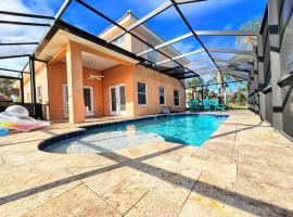 Coral Casa, Amazing Pool House next to the Beach!, spahotel i Palm Coast