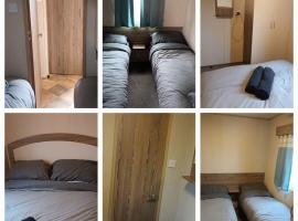 6 dunster court haven park doniford bay, holiday park in Watchet
