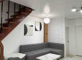 Cozy Staytion House at Camella Homes Vigan City – dom wakacyjny w mieście Vigan