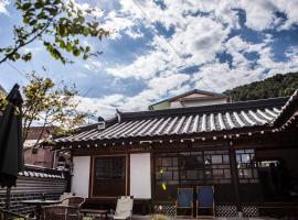 Bonghwangjae Hanok Guesthouse, hotel v destinaci Gongju